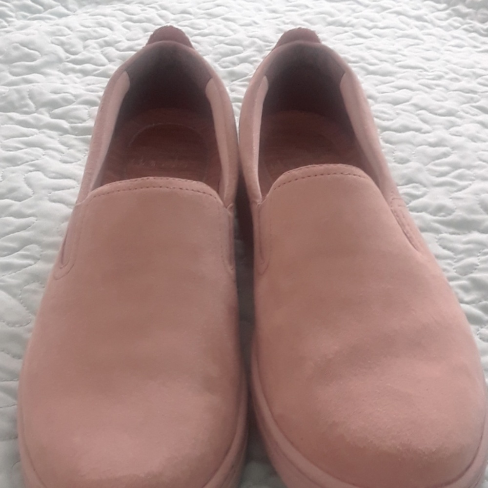 Ladies Dansko Shoes